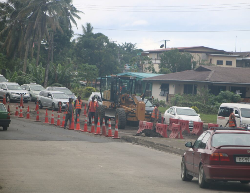 ROAD WORKS ALONG KINGS ROAD SARUP 1 Fiji Roads Authority